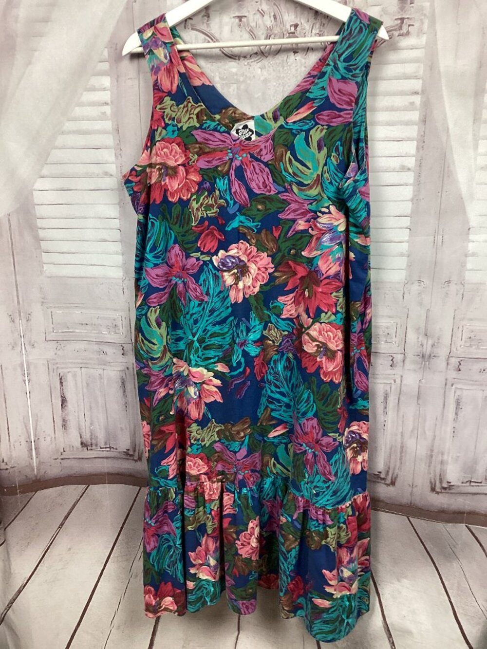 Hilo Hattie Vintage Mumu Dress  Dark Floral Hawaiian Midi L